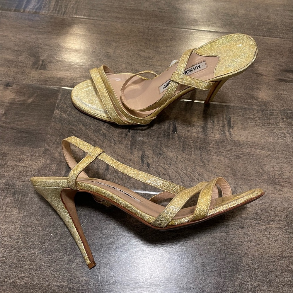 Manolo blahnik slingback heels 37